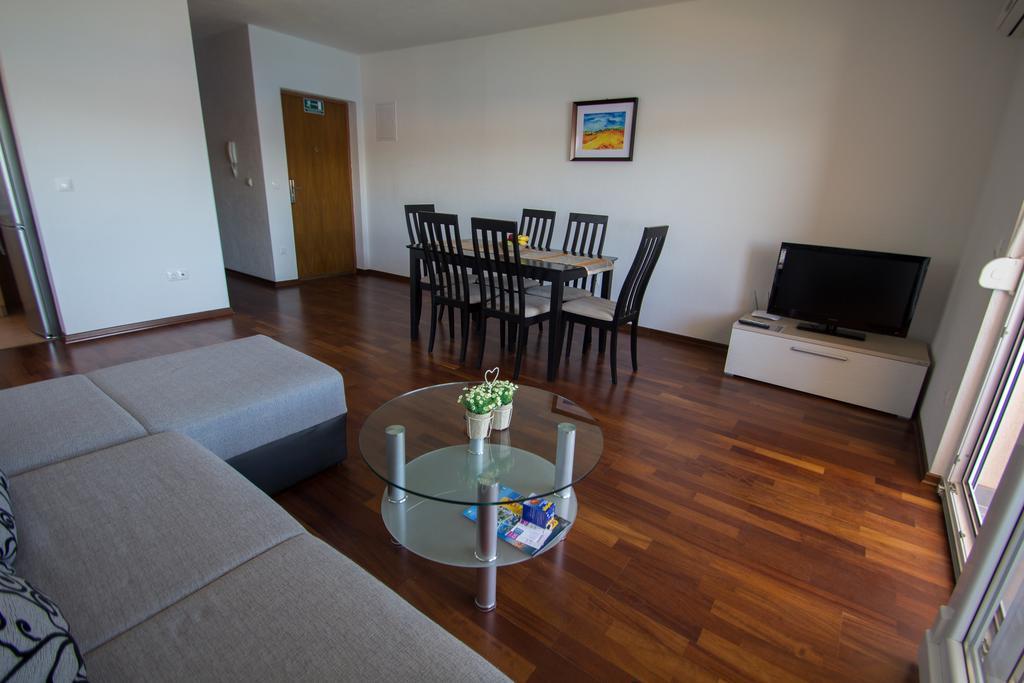 Apartments Kelic Trogir Room photo