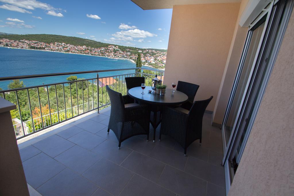 Apartments Kelic Trogir Room photo