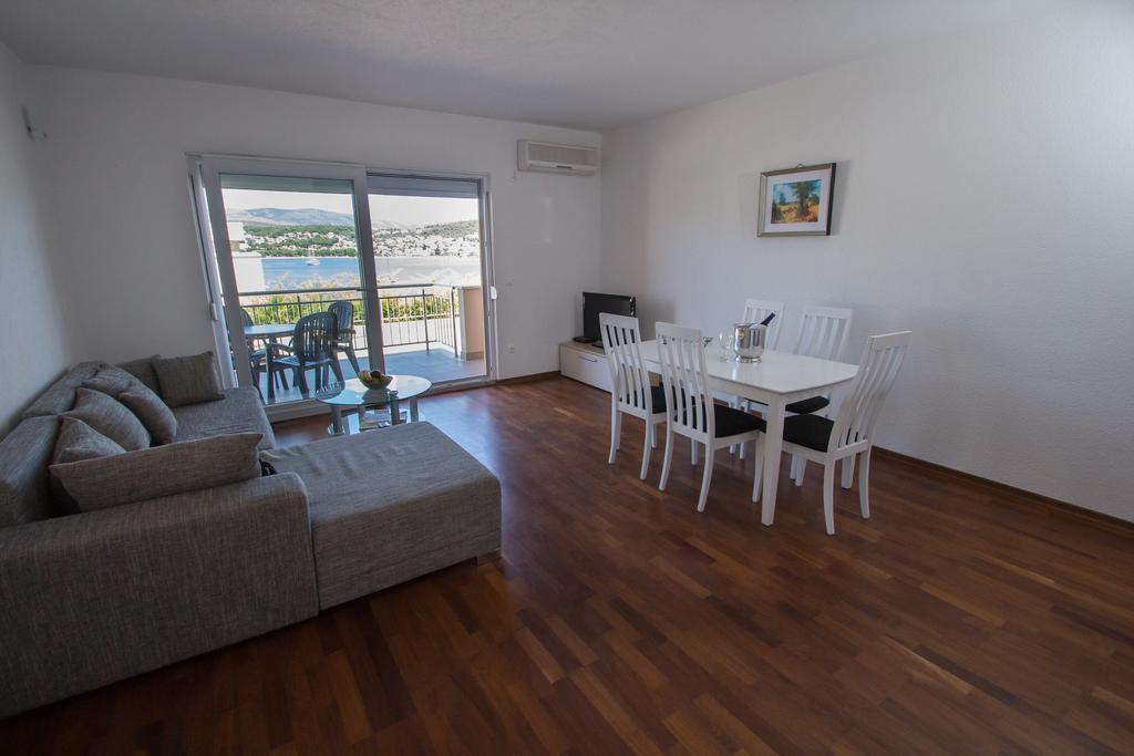 Apartments Kelic Trogir Room photo