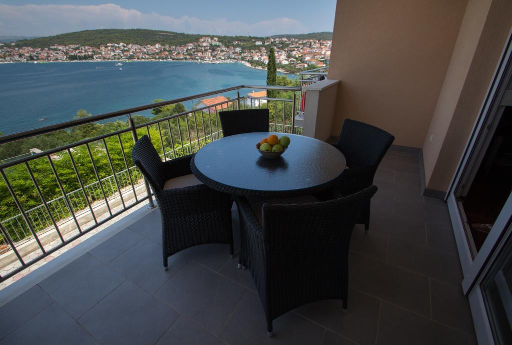 Apartments Kelic Trogir Room photo